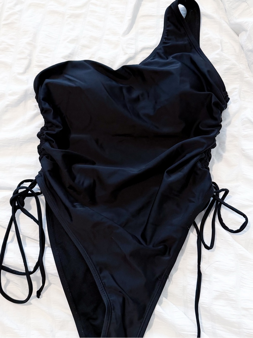 One-Shoulder Black One-Piece Swimsuit